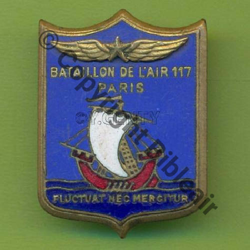 PARIS A1156NH    Bat Air 117 COURTOIS Bol octog Guilloche irreg EMAIL NEF TRANSLUCIDE Src.Y.GENTY 5Eur01.07